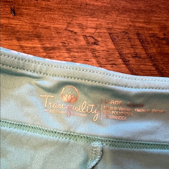 Tranquility by Colorado Clothing Green Patterned Mini Skort - Picture 6 of 7